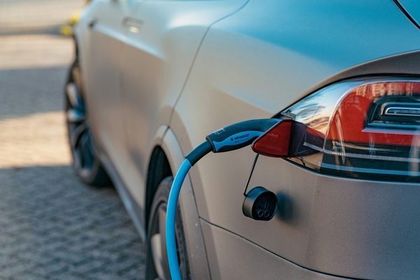 Wat zijn de voordelen van elektrische auto's?